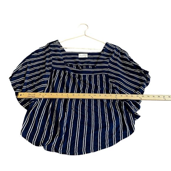 Universal Thread Navy Square-neck soft navy blouse size medium - Picture 4 of 6